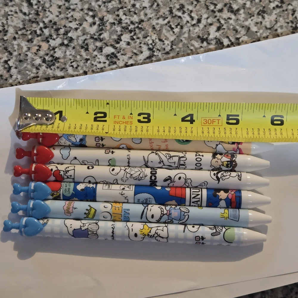 Snoopy Gel Pen Set with Cartoon Designs Set Of 6
